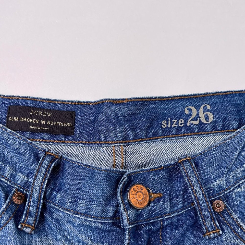J Crew Slim Mid Rise Broken In Boyfriend Jeans Light Blue Distressed Jeans Sz 26 - Picture 10 of 12
